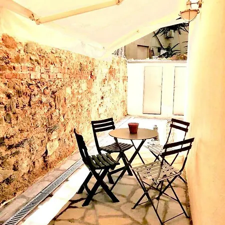 Nicolas City